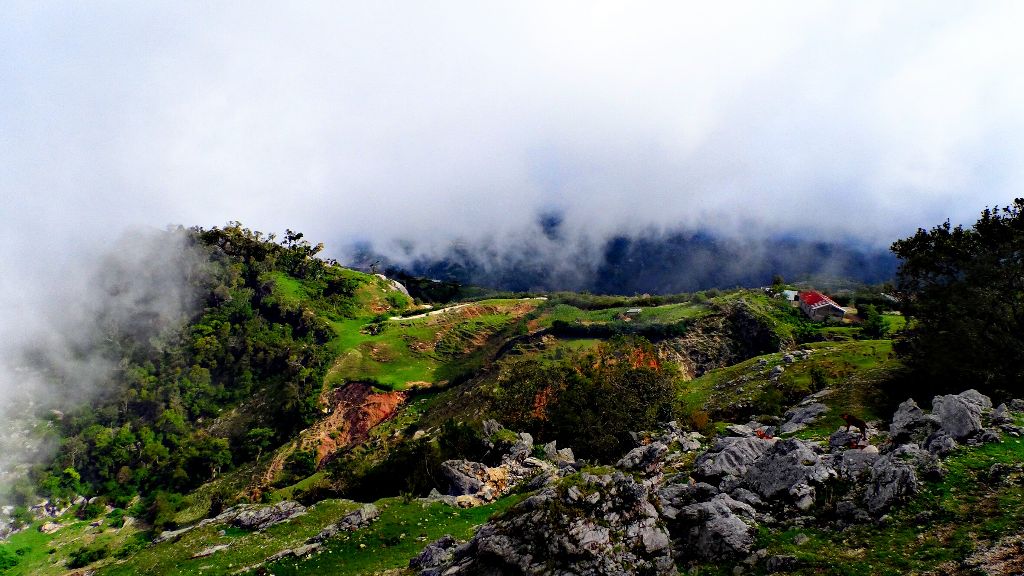 Fatuulan: Negeri di Atas Awan