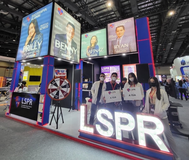 LSPR Hadir Dalam Pameran Pendidikan International Indonesia Education & Training Expo