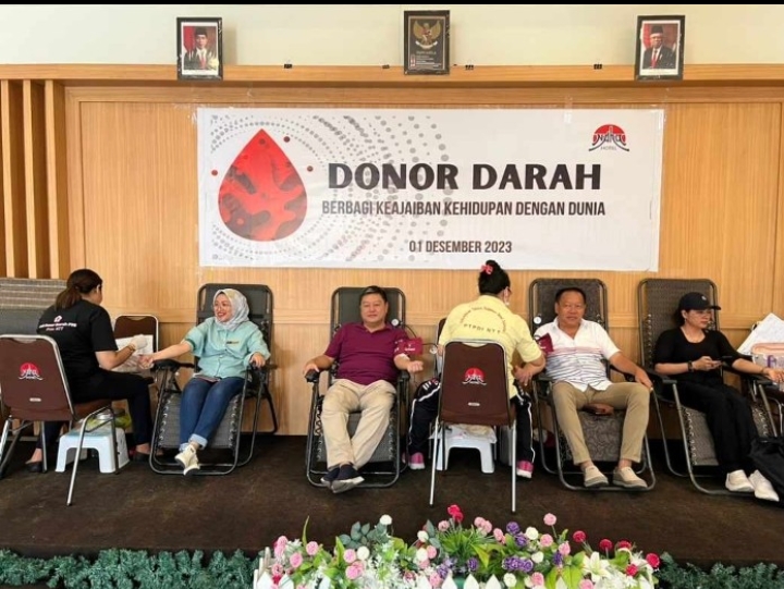 Hotel Naka Kupang Kerjasama dengan PMI Kota Kupang Gelar Donor Darah