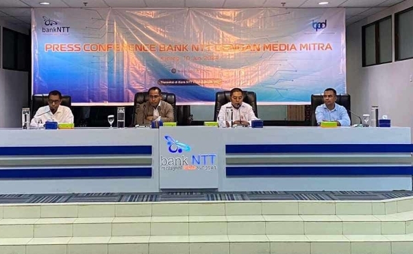 Plt Dirut Bank NTT Paparkan Perkembangan Proses KUB Bank NTT dengan Bank DKI