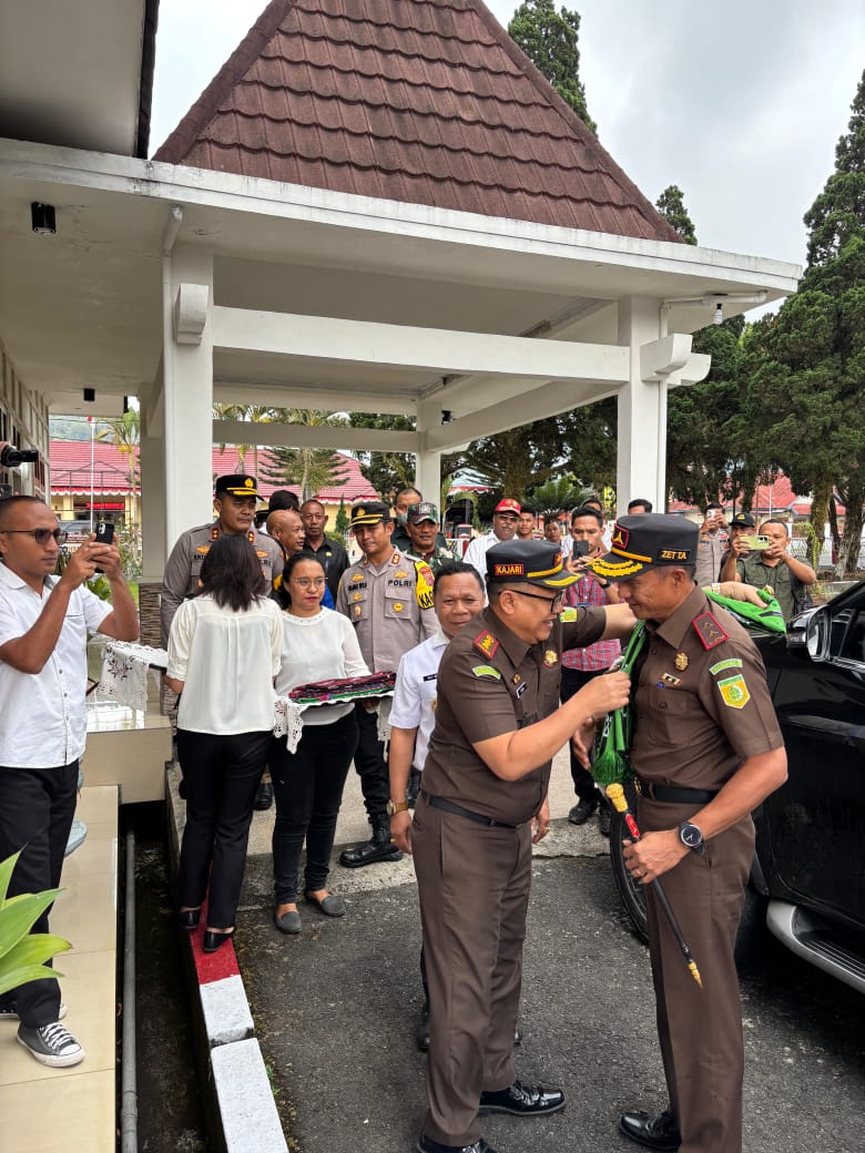 Kepala Kejaksaan Tinggi NTT Lakukan Kunjungan Kerja ke Kejaksaan Negeri Ngada